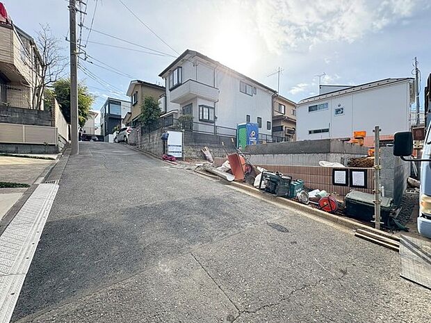 個々の優先事項や好みに基づいて考慮することが重要、 様々なライフスタイル、自分や家族にとってマッチする街並みを選ぶことが大切です。 