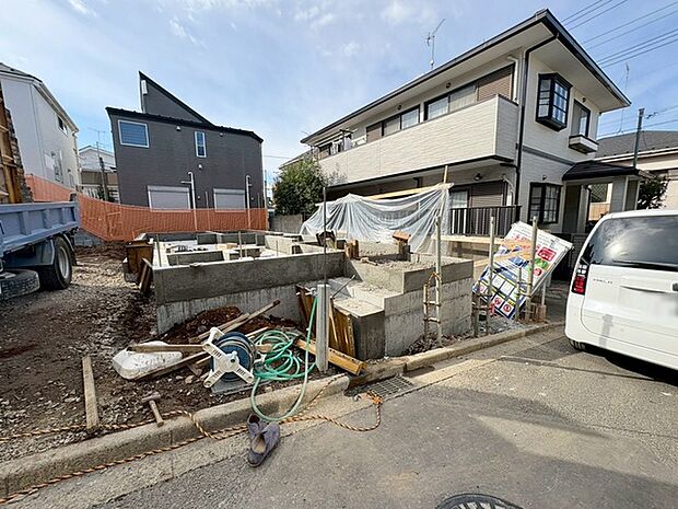 周辺のエリアで他にも沢山売りに出ている物件があります。インターネット掲載前の情報などもありますのでお気軽にお問合せください。まとめてご見学できます。 