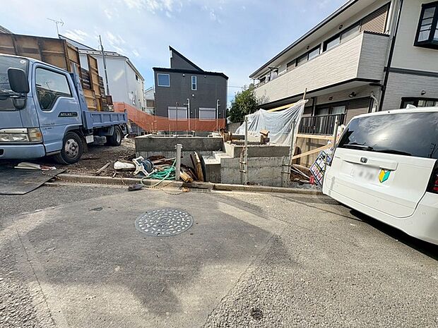 周辺のエリアで他にも沢山売りに出ている物件があります。インターネット掲載前の情報などもありますのでお気軽にお問合せください。まとめてご見学できます。