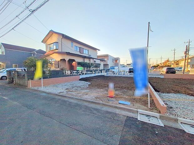 周辺のエリアで他にも沢山売りに出ている物件があります。インターネット掲載前の情報などもありますのでお気軽にお問合せください。まとめてご見学できます。 