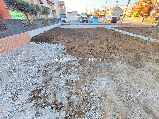 現地のご見学予約もスタートしました。周辺で売りに出ている物件も沢山御座います。まとめてご見学ができますのでお気軽にお申しつけください。