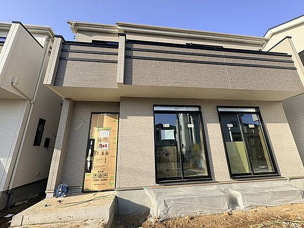 周辺のエリアで他にも沢山売りに出ている物件があります。インターネット掲載前の情報などもありますのでお気軽にお問合せください。まとめてご見学できます。