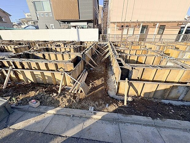 現地のご見学予約もスタートしました。周辺で売りに出ている物件も沢山御座います。まとめてご見学ができますのでお気軽にお申しつけください。 