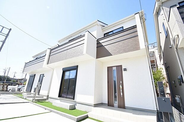 建物が完成しましたので室内のご見学予約スタート。当日のご見学予約も大歓迎です。お気軽にご連絡ください。他にもインターネットに掲載していない情報も沢山ありますので、比較で併せてご見学ができます。