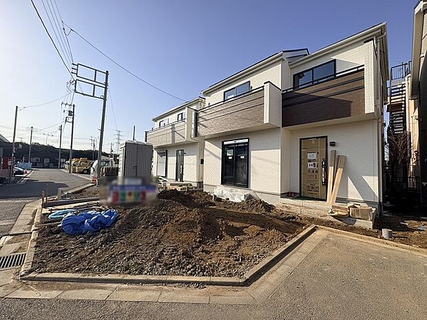 周辺のエリアで他にも沢山売りに出ている物件があります。インターネット掲載前の情報などもありますのでお気軽にお問合せください。まとめてご見学できます。