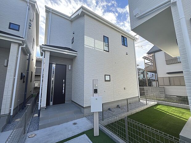 建物が完成しましたので室内のご見学予約スタート。当日のご見学予約も大歓迎です。お気軽にご連絡ください。他にもインターネットに掲載していない情報も沢山ありますので、比較で併せてご見学ができます。