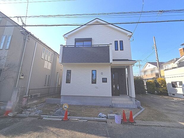 建物が完成しましたので室内のご見学予約スタート。当日のご見学予約も大歓迎です。お気軽にご連絡ください。他にもインターネットに掲載していない情報も沢山ありますので、比較で併せてご見学ができます。