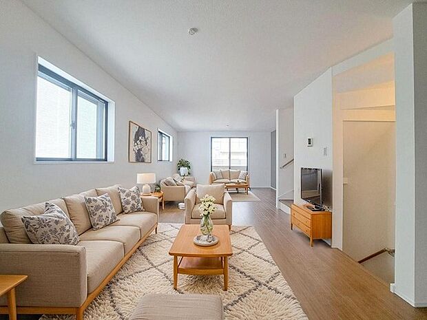 本画像はCGで作成しており、実際に現地に家具は置かれておりません。また、価格に家具は含まれておりません。 