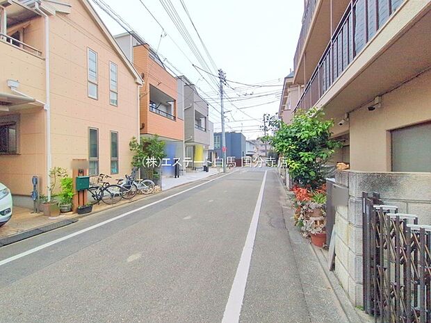 個々の優先事項や好みに基づいて考慮することが重要、 様々なライフスタイル、自分や家族にとってマッチする街並みを選ぶことが大切です。