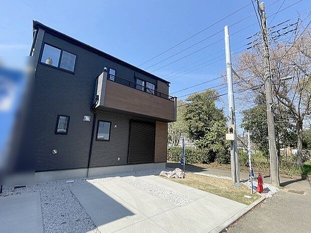 周辺のエリアで他にも沢山売りに出ている物件があります。インターネット掲載前の情報などもありますのでお気軽にお問合せください。まとめてご見学できます。 