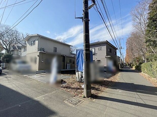 周辺のエリアで他にも沢山売りに出ている物件があります。インターネット掲載前の情報などもありますのでお気軽にお問合せください。まとめてご見学できます。