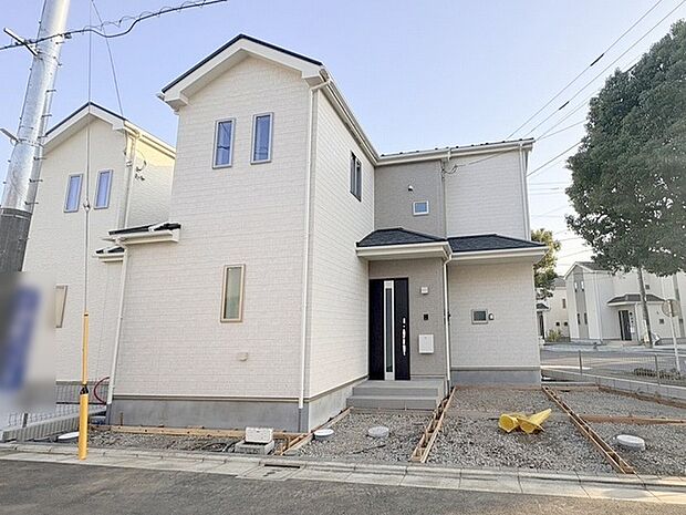 建物が完成しましたので室内のご見学予約スタート。当日のご見学予約も大歓迎です。お気軽にご連絡ください。他にもインターネットに掲載していない情報も沢山ありますので、比較で併せてご見学ができます。