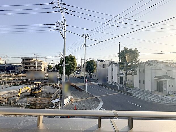 窓からの眺望です。実際に現地で眺望もご確認ください。