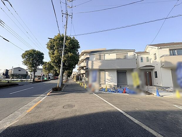 現地のご見学予約もスタートしました。周辺で売りに出ている物件も沢山御座います。まとめてご見学ができますのでお気軽にお申しつけください。 