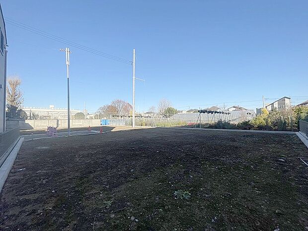 現地のご見学予約もスタートしました。周辺で売りに出ている物件も沢山御座います。まとめてご見学ができますのでお気軽にお申しつけください。