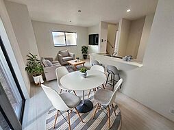 リビング/ダイニングの画像