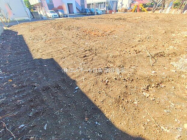 周辺のエリアで他にも沢山売りに出ている物件があります。インターネット掲載前の情報などもありますのでお気軽にお問合せください。まとめてご見学できます。 