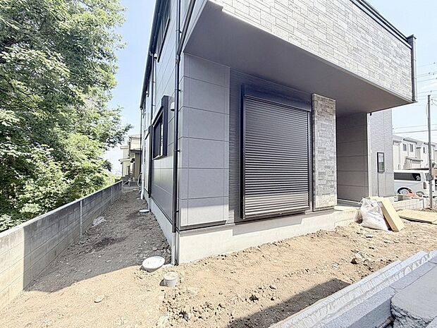 現地のご見学予約もスタートしました。周辺で売りに出ている物件も沢山御座います。まとめてご見学ができますのでお気軽にお申しつけください。 