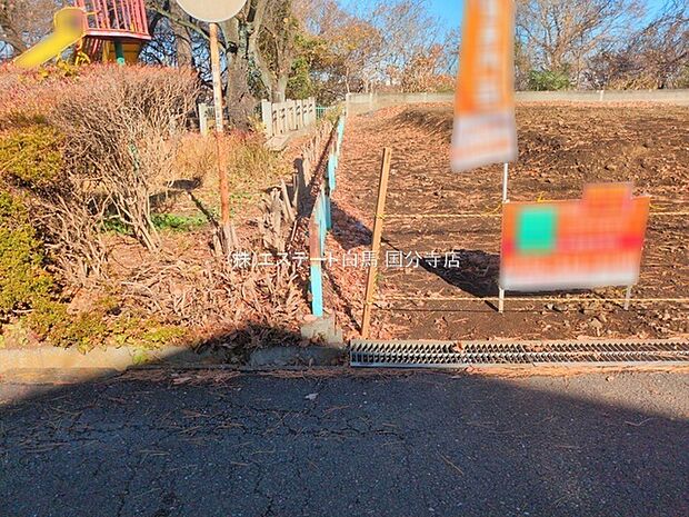 周辺のエリアで他にも沢山売りに出ている物件があります。インターネット掲載前の情報などもありますのでお気軽にお問合せください。まとめてご見学できます。