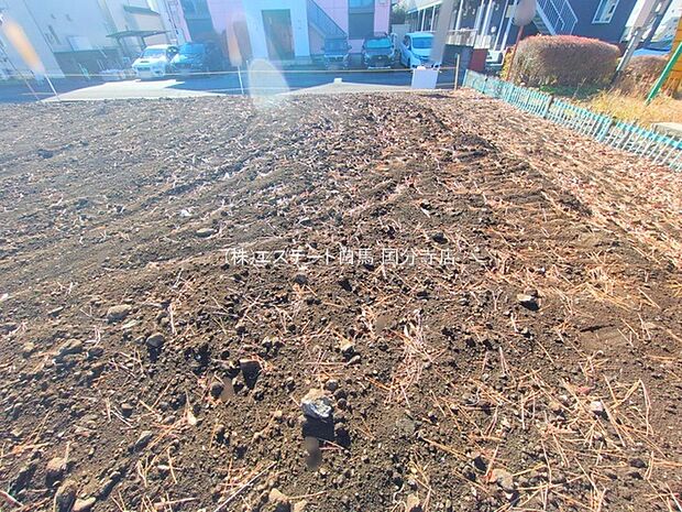 現在建物を建築中です、建築中の物件については現地確認の他、同施工会社の完成施工例のご案内、担当者のプレゼンテーションにてご検討ください。適切なご検討の方法をご説明させて頂きます。