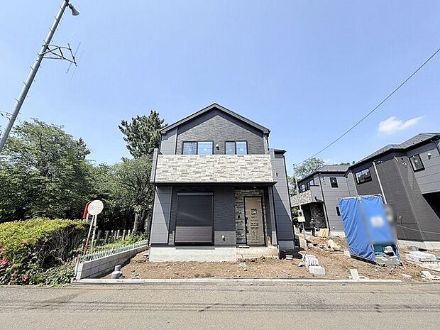 現地のご見学予約もスタートしました。周辺で売りに出ている物件も沢山御座います。まとめてご見学ができますのでお気軽にお申しつけください。 