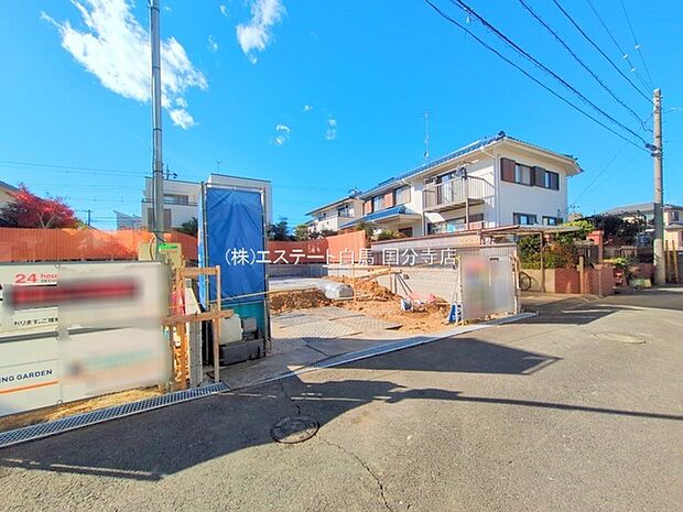 周辺のエリアで他にも沢山売りに出ている物件があります。インターネット掲載前の情報などもありますのでお気軽にお問合せください。まとめてご見学できます。