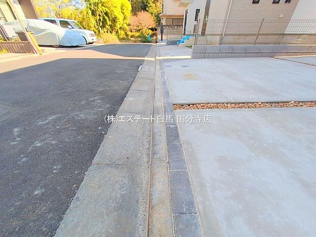 現地のご見学予約もスタートしました。周辺で売りに出ている物件も沢山御座います。まとめてご見学ができますのでお気軽にお申しつけください。