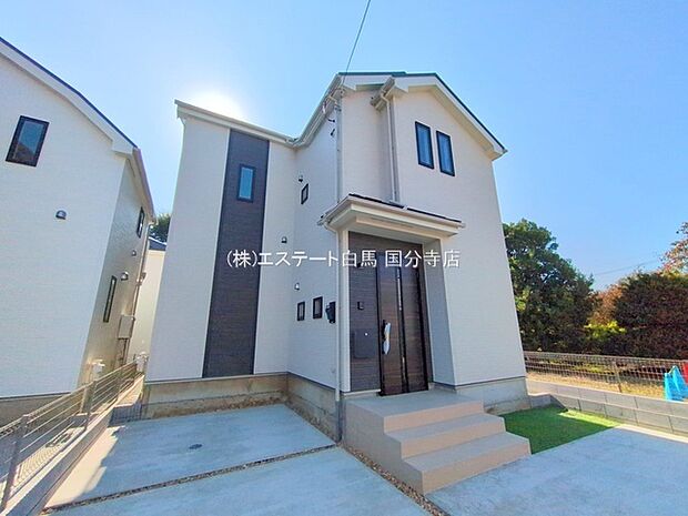 現地のご見学予約もスタートしました。周辺で売りに出ている物件も沢山御座います。まとめてご見学ができますのでお気軽にお申しつけください。