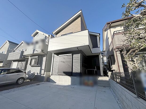 現地のご見学予約もスタートしました。周辺で売りに出ている物件も沢山御座います。まとめてご見学ができますのでお気軽にお申しつけください。