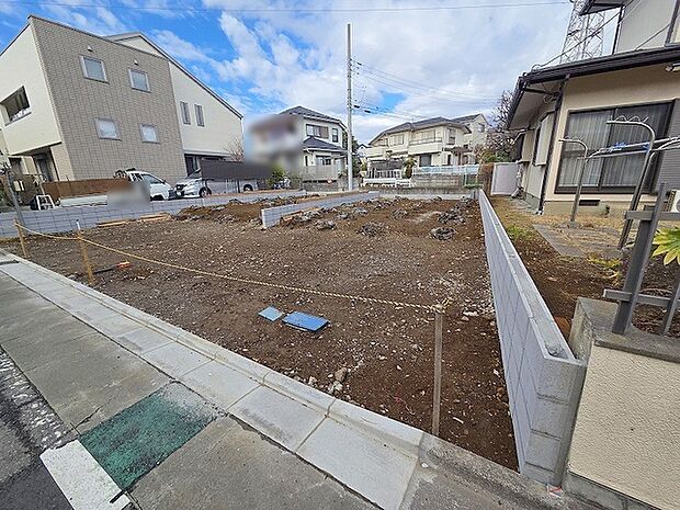 現地のご見学予約もスタートしました。周辺で売りに出ている物件も沢山御座います。まとめてご見学ができますのでお気軽にお申しつけください。 