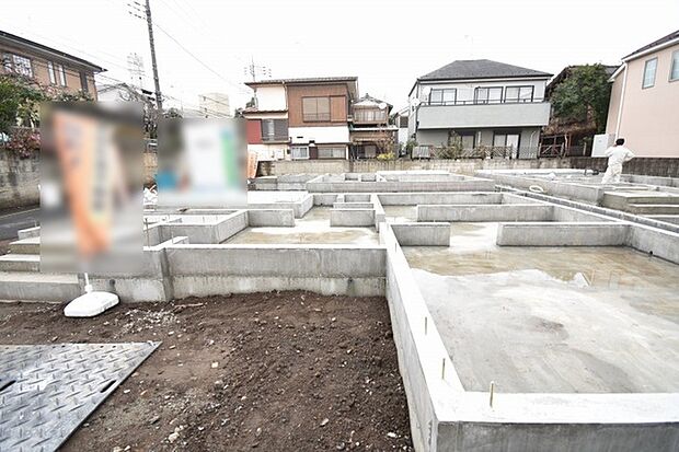 現在建物を建築中です、建築中の物件については現地確認の他、同施工会社の完成施工例のご案内、担当者のプレゼンテーションにてご検討ください。適切なご検討の方法をご説明させて頂きます。