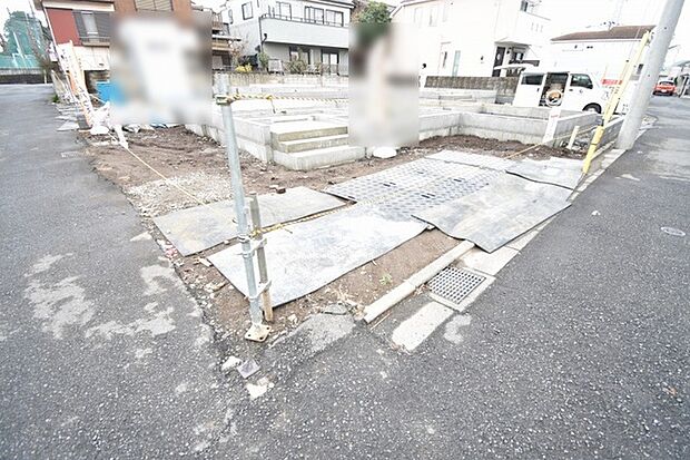 現地のご見学予約もスタートしました。周辺で売りに出ている物件も沢山御座います。まとめてご見学ができますのでお気軽にお申しつけください。