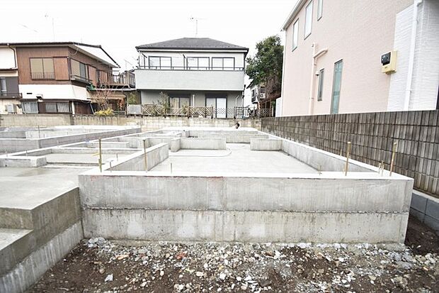 現地のご見学予約もスタートしました。周辺で売りに出ている物件も沢山御座います。まとめてご見学ができますのでお気軽にお申しつけください。