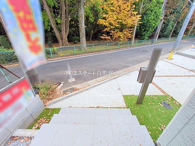 現地のご見学予約もスタートしました。周辺で売りに出ている物件も沢山御座います。まとめてご見学ができますのでお気軽にお申しつけください。 