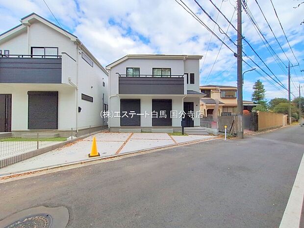 周辺は住宅が建ち並ぶ閑静な住宅街です。 