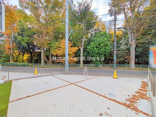 現地のご見学予約もスタートしました。周辺で売りに出ている物件も沢山御座います。まとめてご見学ができますのでお気軽にお申しつけください。