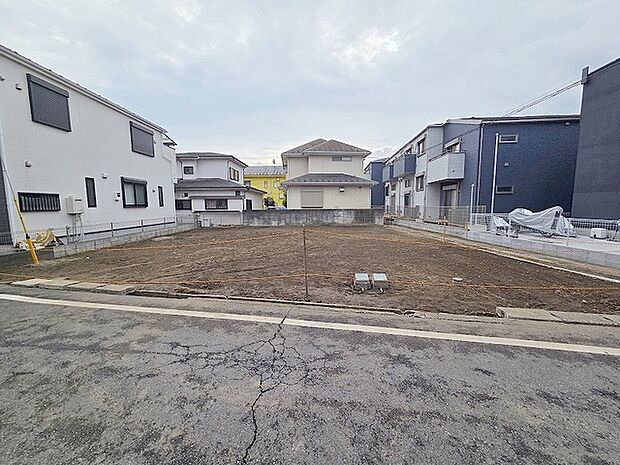 建物のモデルハウスのご見学予約もスタートしました。当日のご見学予約も大歓迎ですので、お気軽にお問合せください。