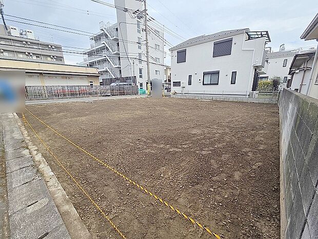 周辺のエリアで他にも沢山売りに出ている物件があります。インターネット掲載前の情報などもありますのでお気軽にお問合せください。まとめてご見学できます。 