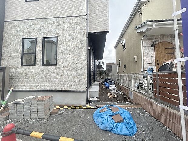 現地のご見学予約もスタートしました。周辺で売りに出ている物件も沢山御座います。まとめてご見学ができますのでお気軽にお申しつけください。