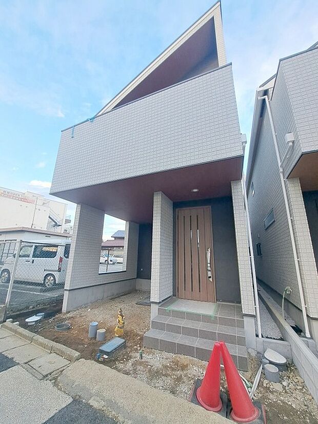 建物が完成しましたので室内のご見学予約スタート。当日のご見学予約も大歓迎です。お気軽にご連絡ください。他にもインターネットに掲載していない情報も沢山ありますので、比較で併せてご見学ができます。