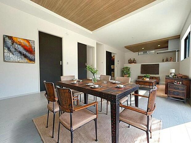 本画像はCGで作成しており、実際に現地に家具は置かれておりません。また、価格に家具は含まれておりません。