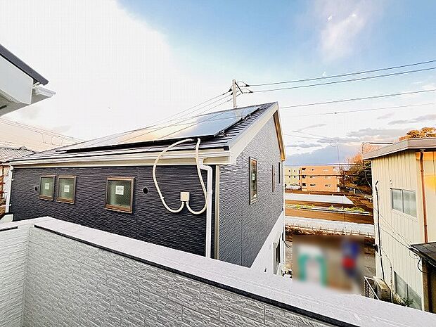 窓からの眺望です。実際に現地で眺望もご確認ください。 