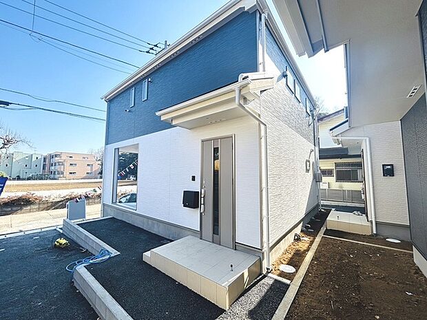 建物が完成しましたので室内のご見学予約スタート。当日のご見学予約も大歓迎です。お気軽にご連絡ください。他にもインターネットに掲載していない情報も沢山ありますので、比較で併せてご見学ができます。