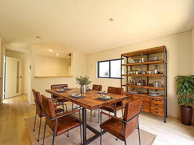 本画像はCGで作成しており、実際に現地に家具は置かれておりません。また、価格に家具は含まれておりません。