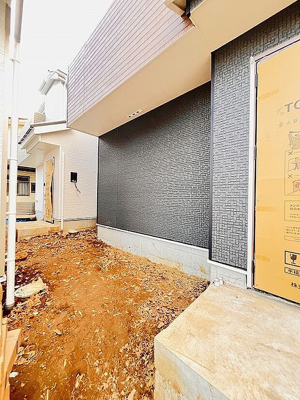 現地のご見学予約もスタートしました。周辺で売りに出ている物件も沢山御座います。まとめてご見学ができますのでお気軽にお申しつけください。 