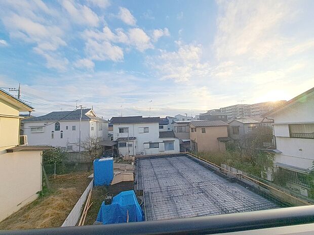 お家からの眺望です。開放感のある眺め。