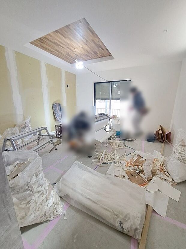 家族が一番集まる場所だから広々としつつも素敵な空間であって欲しい。みんながくつろぐリビングからキッチンまでが一つの空間のように繋がる間取り。