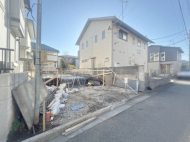 周辺のエリアで他にも沢山売りに出ている物件があります。インターネット掲載前の情報などもありますのでお気軽にお問合せください。まとめてご見学できます。