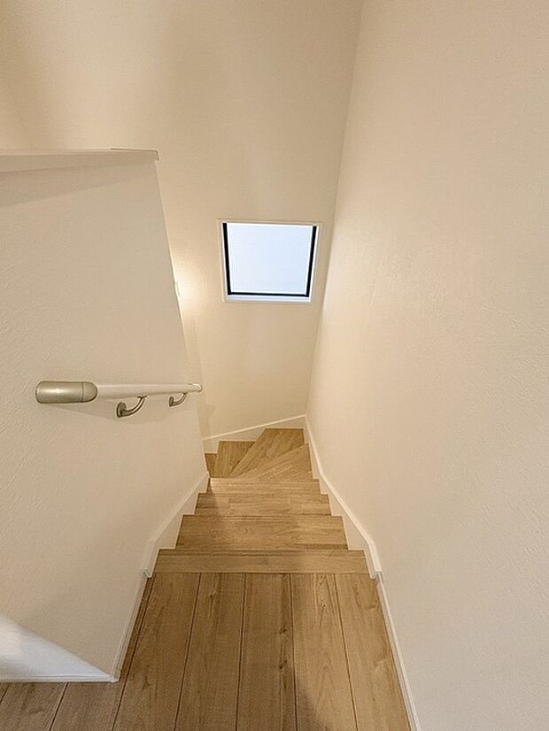 周辺のエリアで他にも沢山売りに出ている物件があります。インターネット掲載前の情報などもありますのでお気軽にお問合せください。まとめてご見学できます。