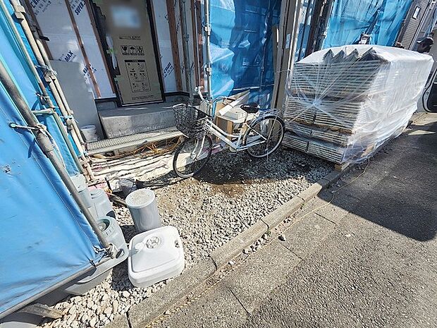 周辺のエリアで他にも沢山売りに出ている物件があります。インターネット掲載前の情報などもありますのでお気軽にお問合せください。まとめてご見学できます。